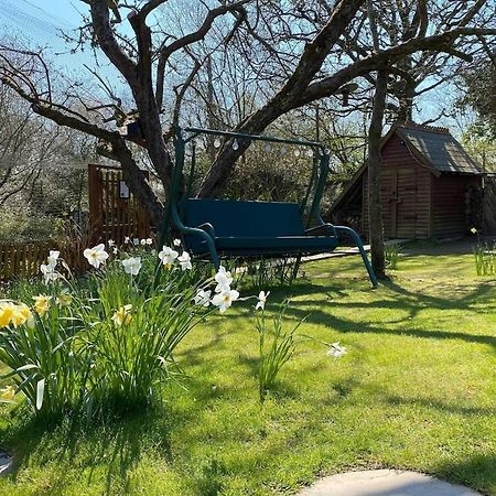 'Monktonmead Lodge' In Secluded Setting, With Private Indoor Pool. Ryde  Εξωτερικό φωτογραφία