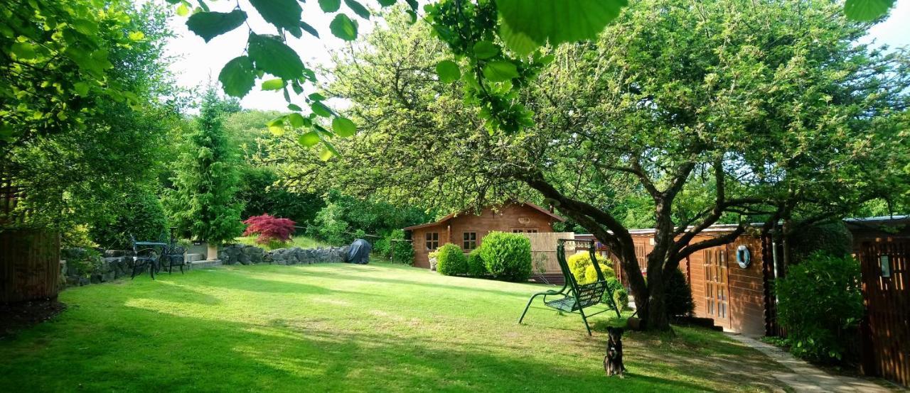 'Monktonmead Lodge' In Secluded Setting, With Private Indoor Pool. Ryde  Εξωτερικό φωτογραφία