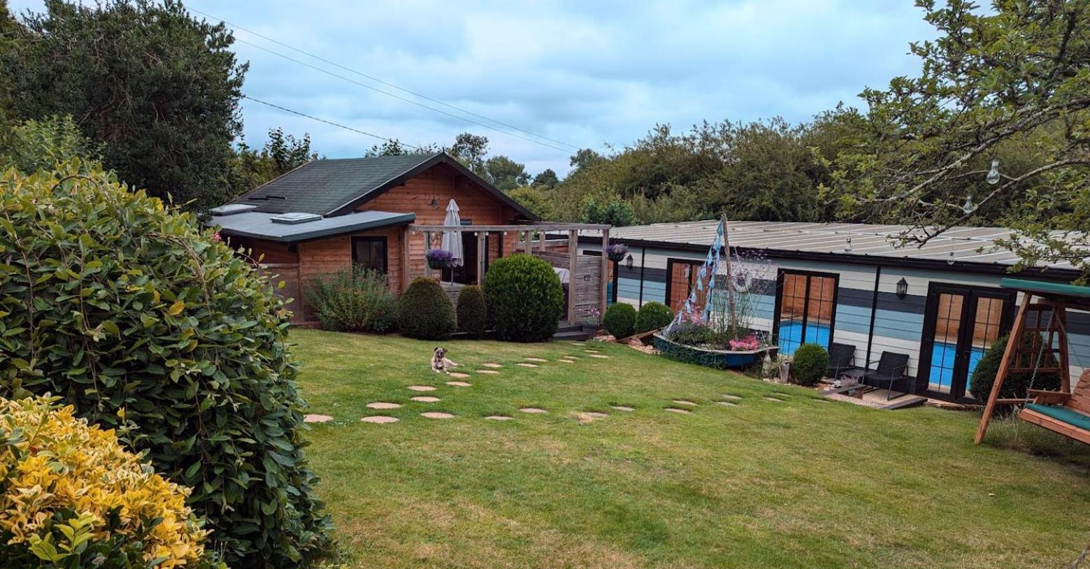 'Monktonmead Lodge' In Secluded Setting, With Private Indoor Pool. Ryde  Εξωτερικό φωτογραφία